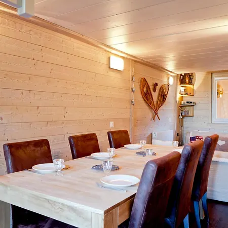 Ski-in/ski-out, Courchevel, 6 Pers, Parking - Fr-1-514-23 * Courchevel